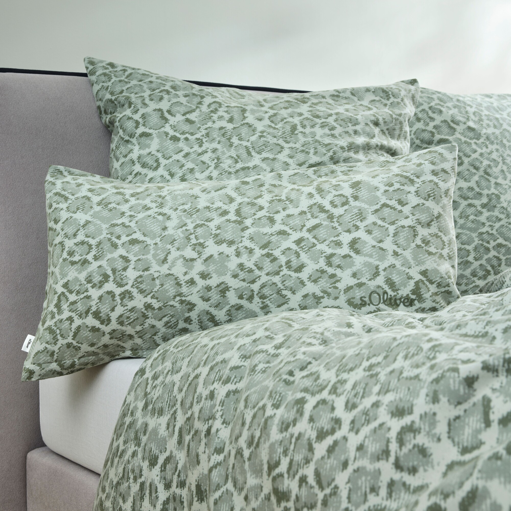 pillow, cushion, leopard pattern, mint green, textured fabric, pillow, cushion, leopard pattern, green, decorative pillow