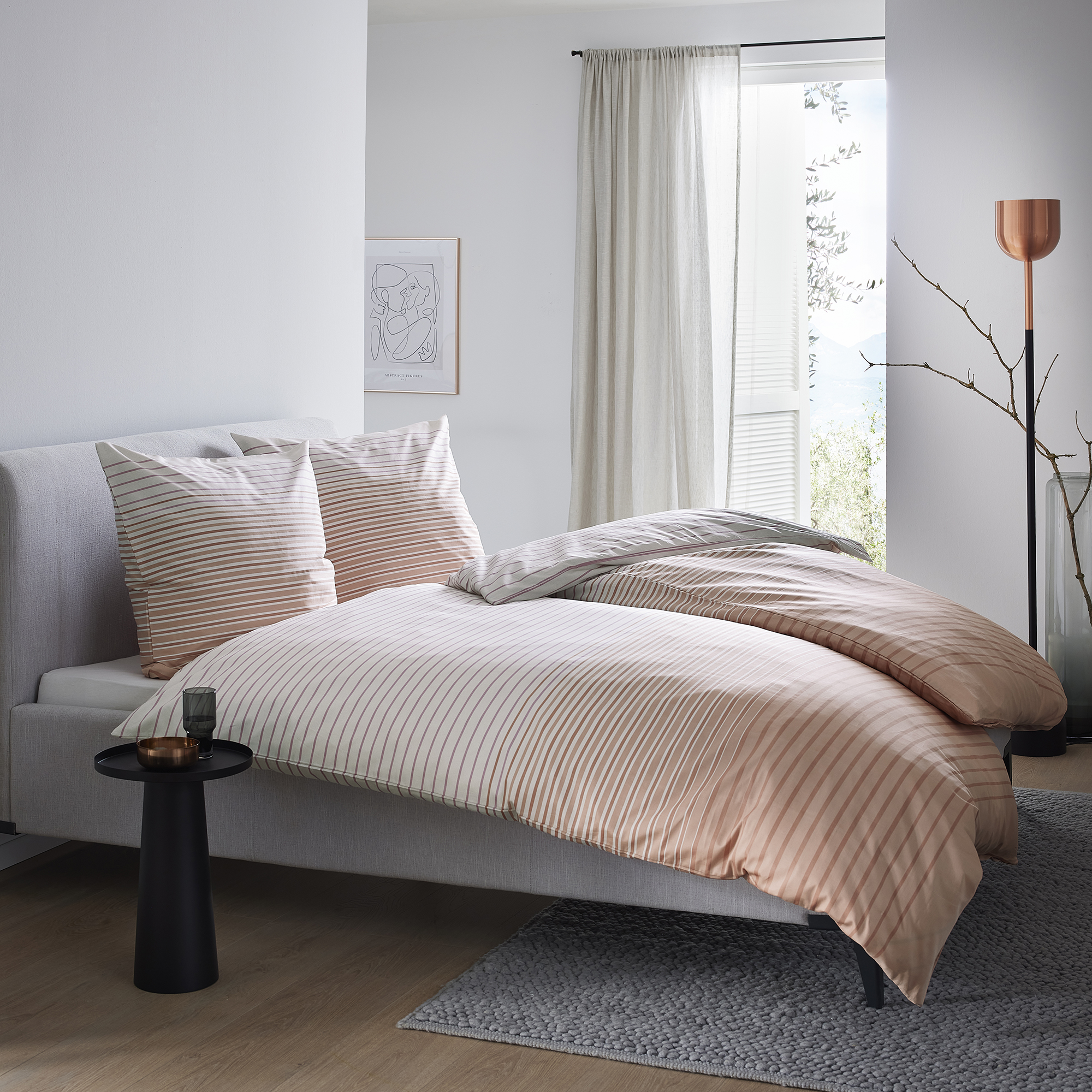 Furniture, Cushion, Home Decor, Bed, Rug