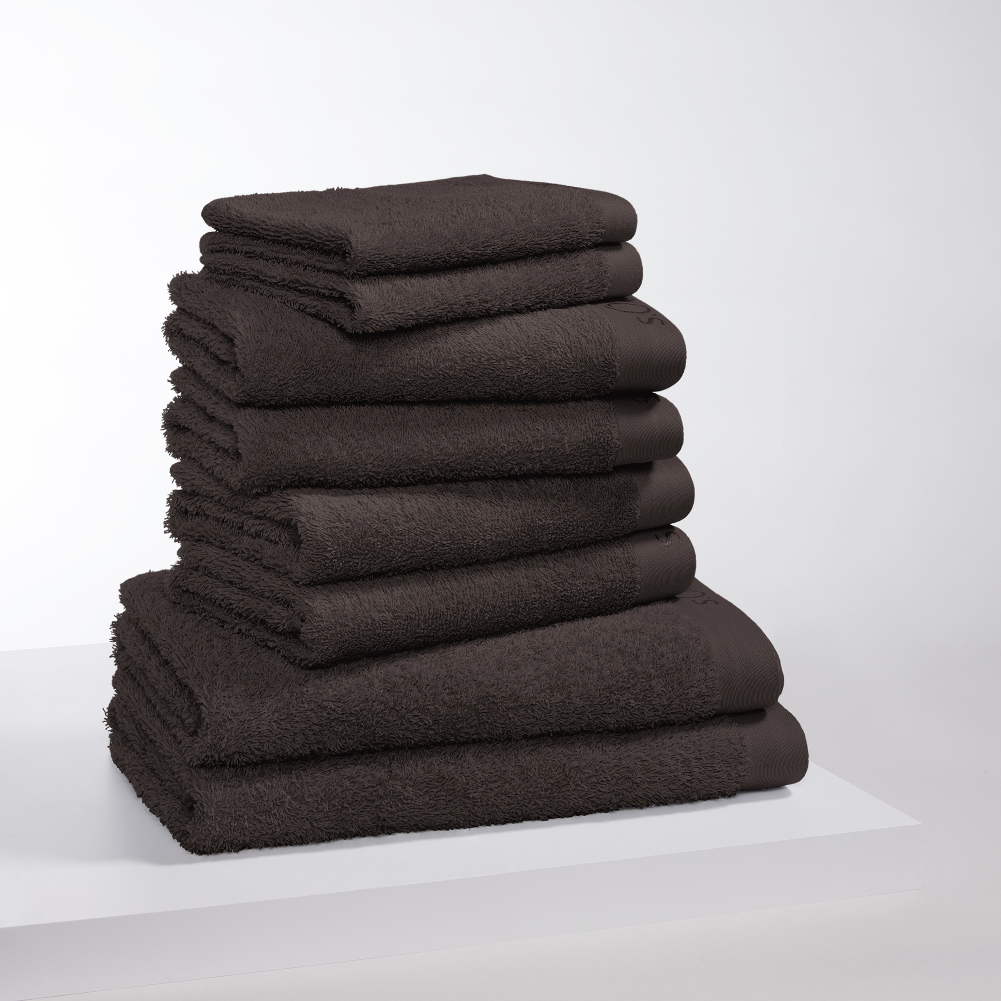 Bath Towel, Towel, Clothing, Glove