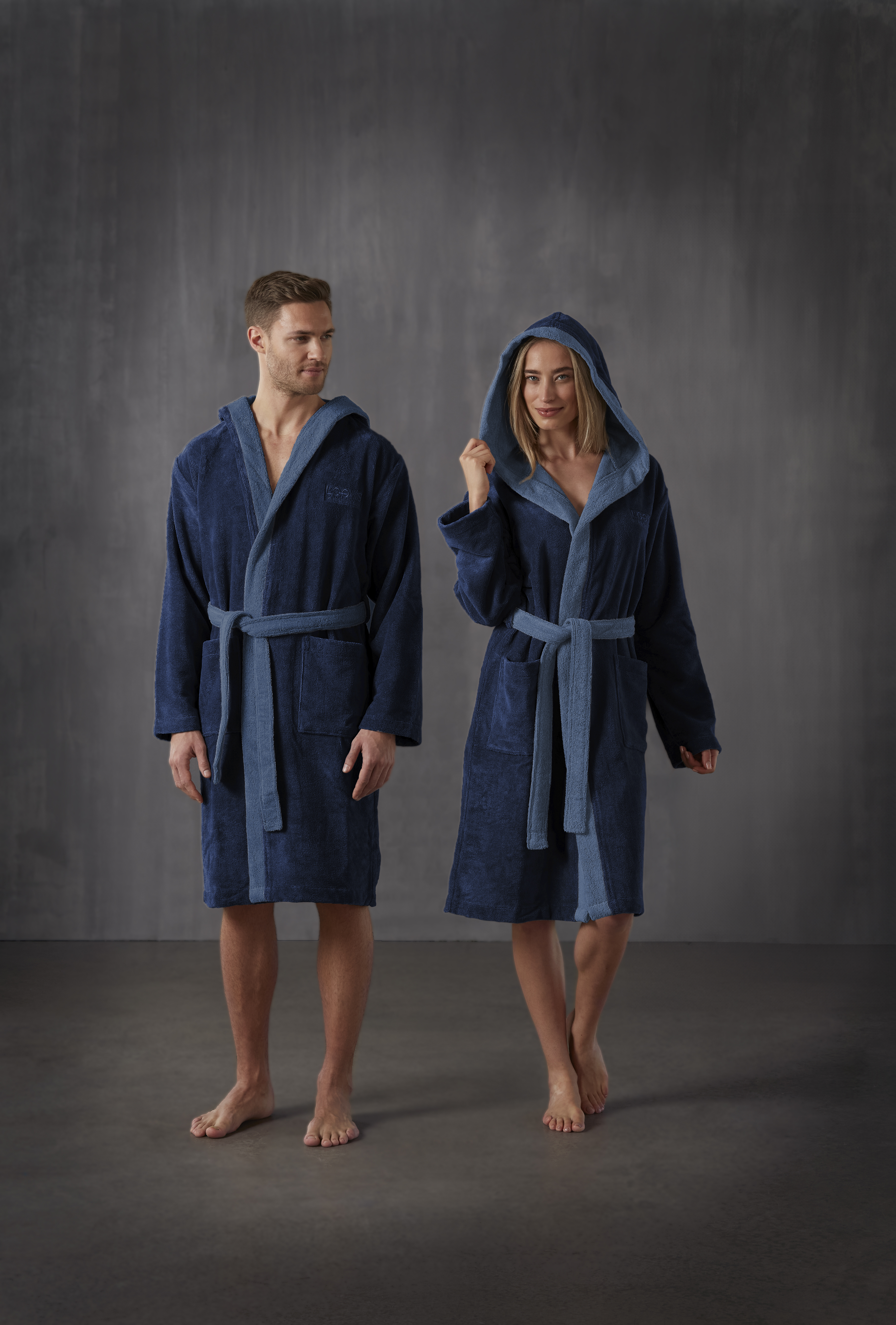 Bademantel Doubletouch LOOKS by Wolfgang Joop mit Kapuze