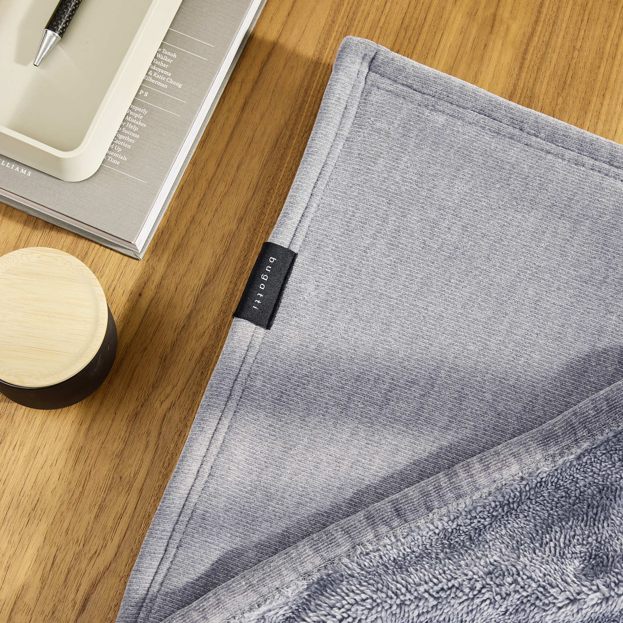 Dekoration für Zuhause, Teppich, Innenarchitektur, Leinen, Hosen