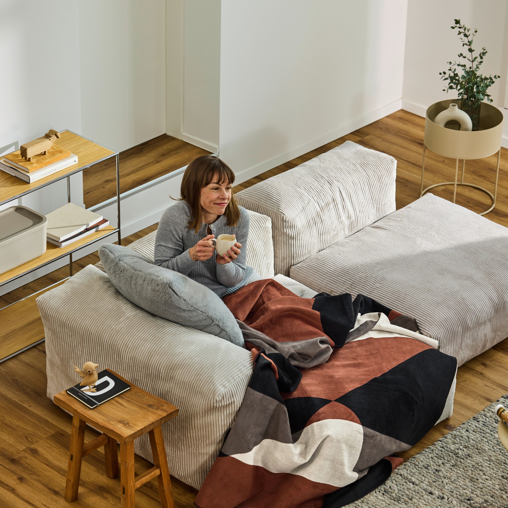sofa, Wohnzimmer, Decke, Tasse, Holzschemel