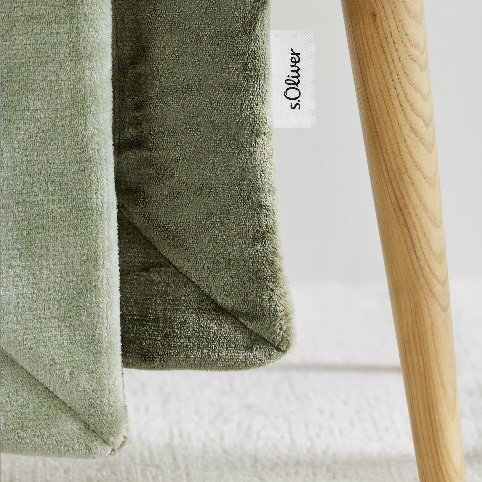 towel, bath towel, green towel, cotton towel, folded towel
