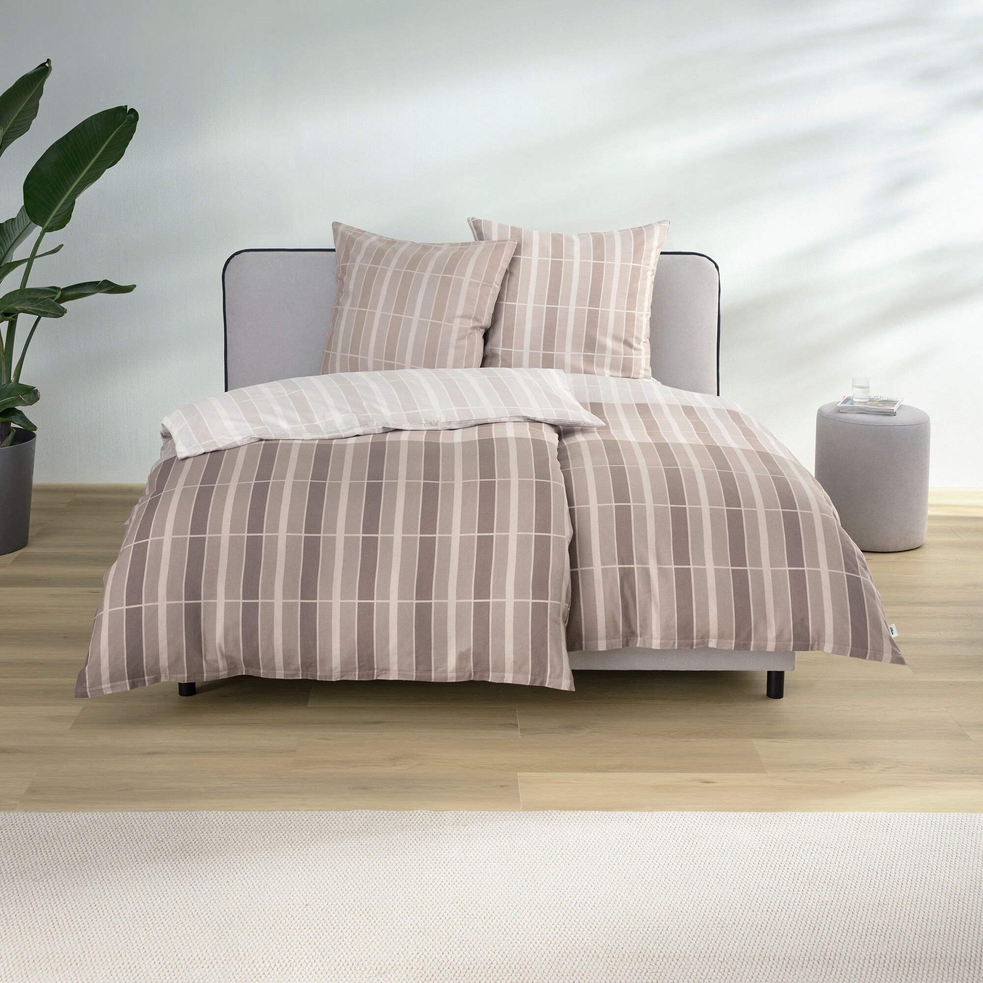 bedlinen, duvet, striped, taupe, bedset
