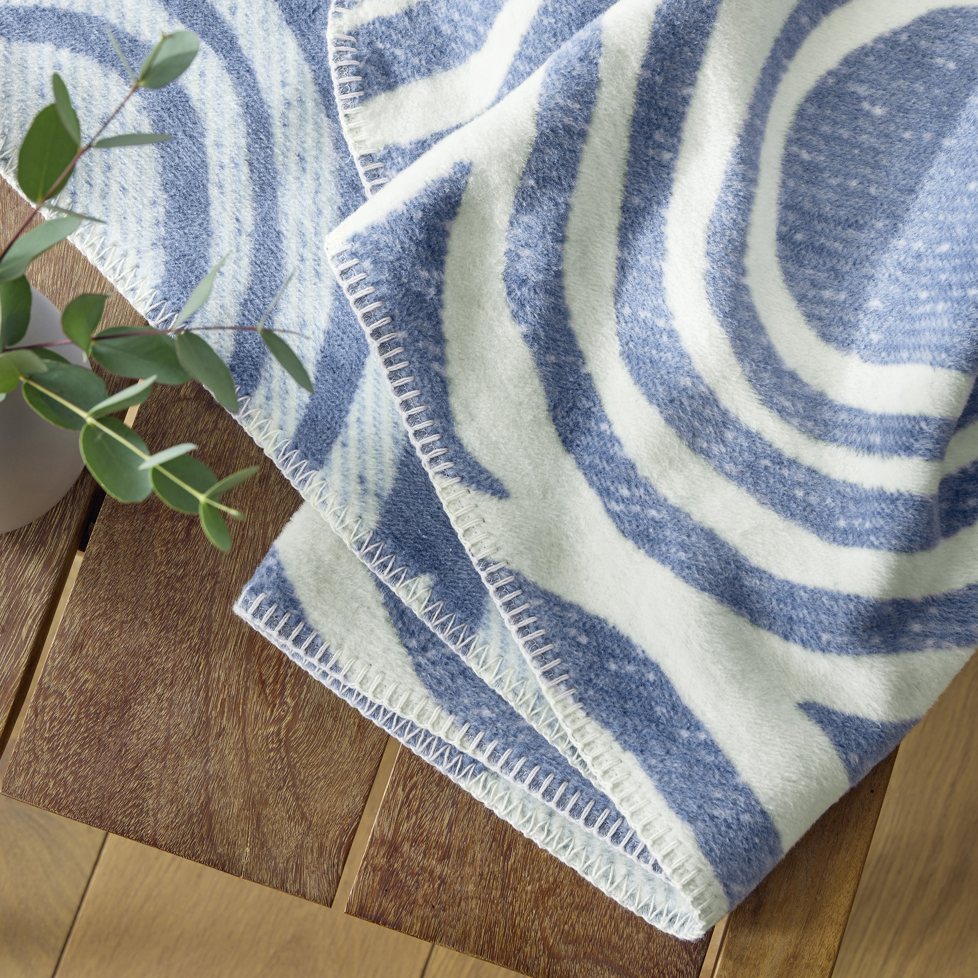 Dekoration für Zuhause, Teppich, Decke, Pflanze