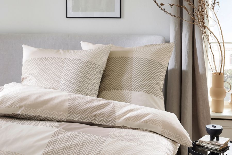 Cushion, Home Decor, Pillow, Bed, Furniture